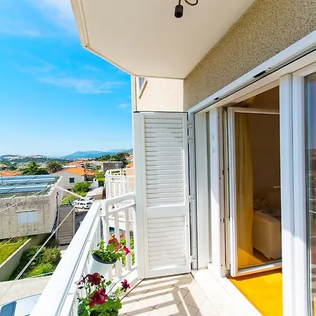 Mediterraneo Апартаменты